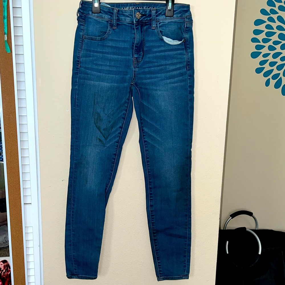 size 8 american eagle blue skinny jeans